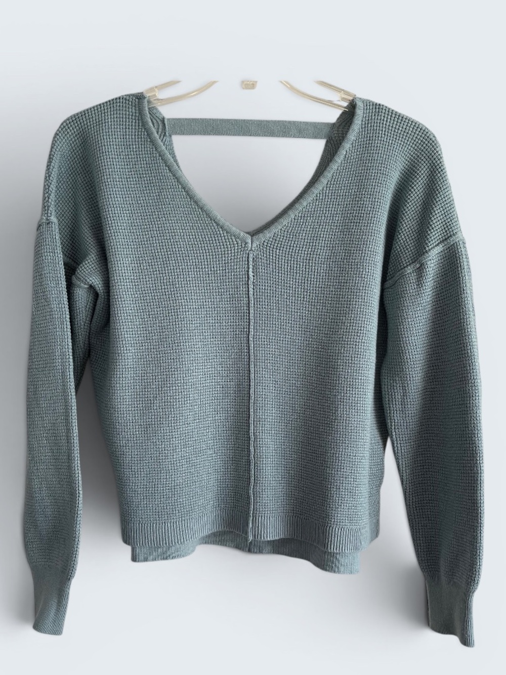 Hippie Rose Lightweight Dusty Blue V-Neck Sweater Size XS